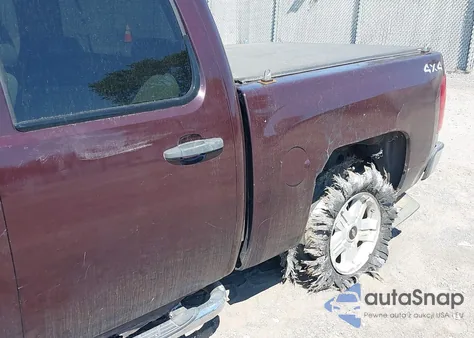 2008 Chevrolet Silverado 1500 Lt1 z USA, uszkodzony, nr VIN 2GCEK13M181164717